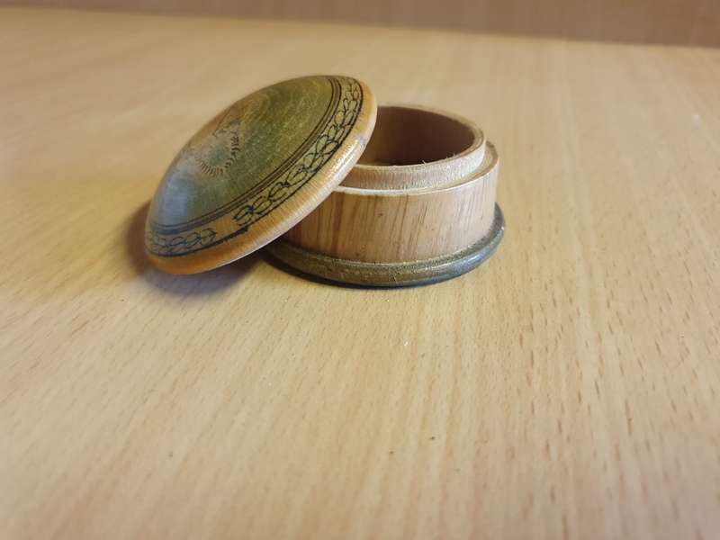 Small Round Wooden Trinket Holder - width 6cm height 3cm