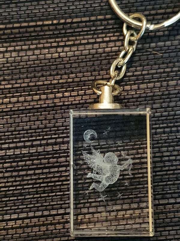 Mini Glass Angel Paperweight Keyring/Keychain (3cm x 2cm)