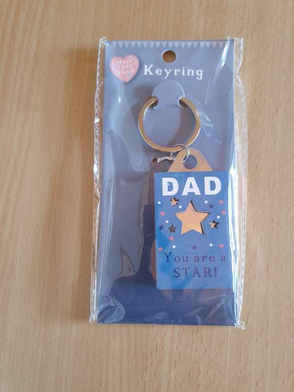 Dad You are a Star Keyring/Keychain (NEW CONDITION)