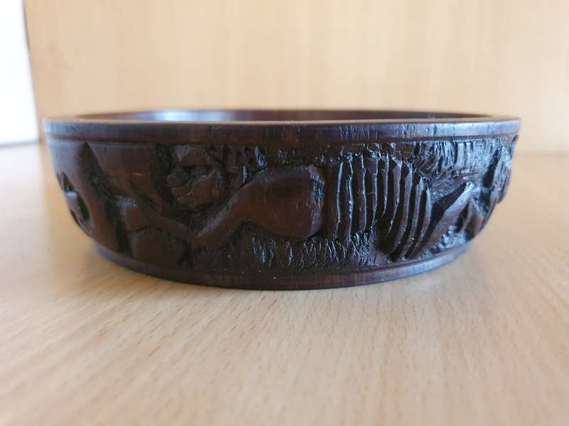 Round Carved Wooden Bowl - width 12cm height 4cm