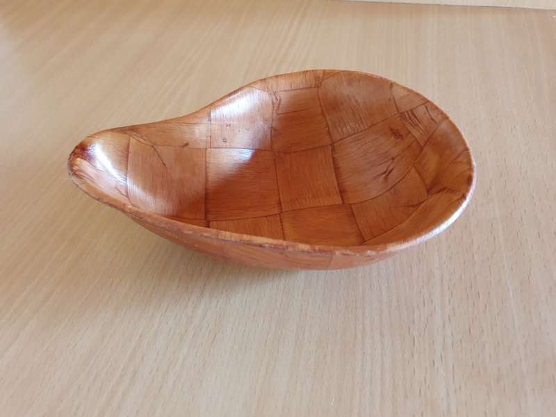 Set of 2 Vintage Wooden Salad Bowls - 17cm x 12cm height 5cm