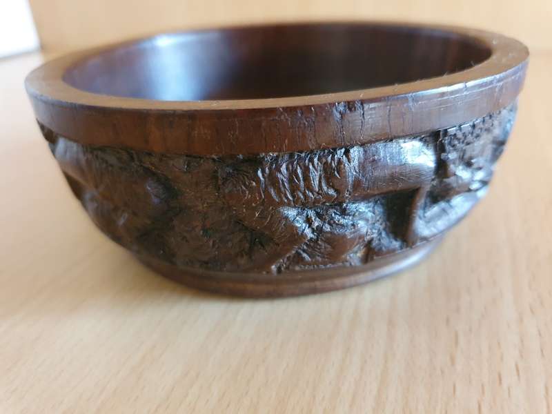 Round Carved Wooden Bowl - width 15cm height 4cm