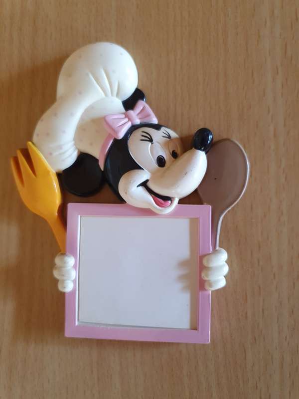 Minnie Mouse Photo Frame/Fridge Magnet