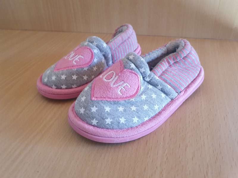 Kiddies Girls Stokie Slippers size 4