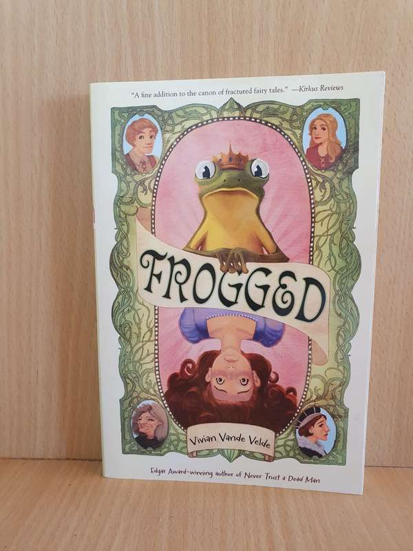 Frogged : Vivian Vande Velde (Paperback)