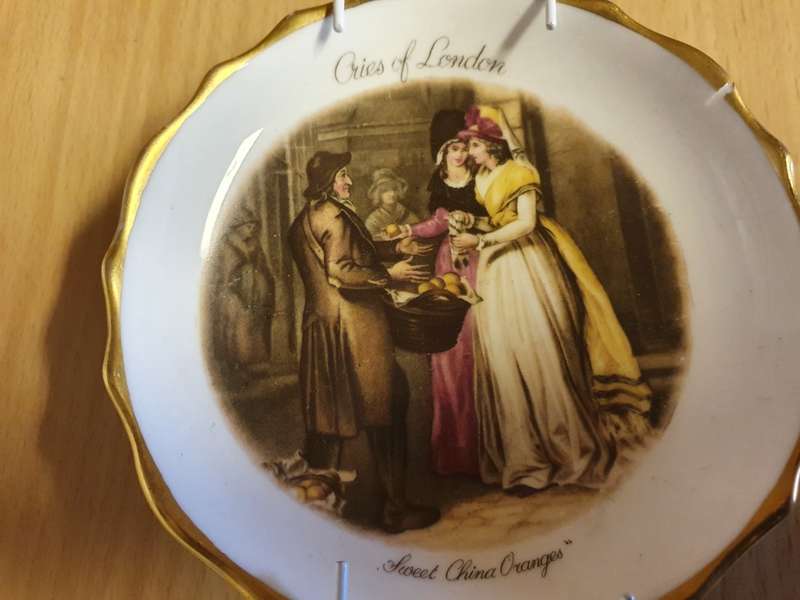 Small Fine Tuscan English Bone China Wall Plate - Cries of London - Sweet China Oranges
