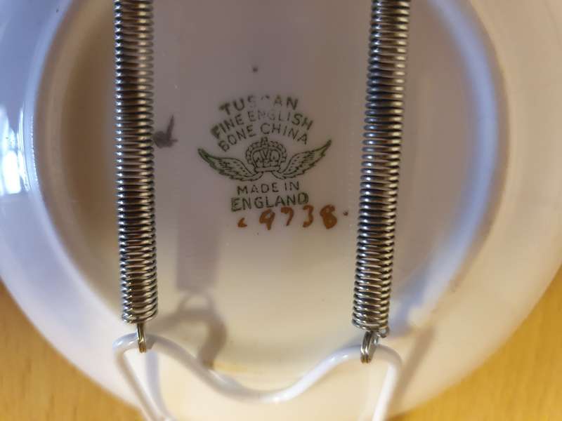Small Fine Tuscan English Bone China Wall Plate - Cries of London - Sweet China Oranges