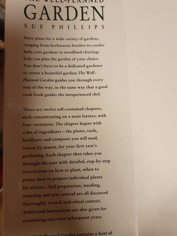 The Well-Planed Garden (60 easy-to-follow plans for successful gardens) Sue Phillips (Hardcover)
