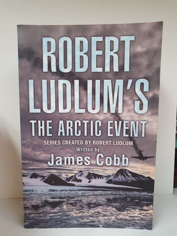 Robert Ludlum`s - The Artic Event (Paperback)