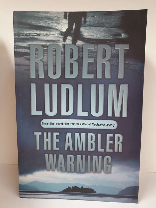 The Ambler Warning: Robert Ludlum (Paperback)