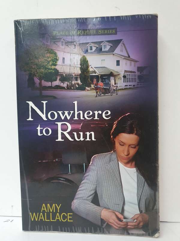 Nowhere to Run: Amy Wallace (Paperback)