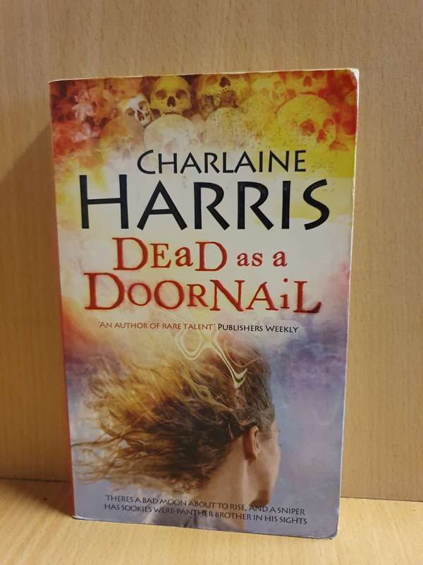 Dead as a Doornail : Charlaine Harris (Paperback)