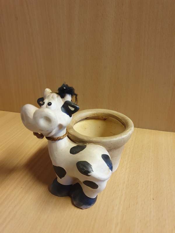 Small Cow Figurine Plant Pot/Planter