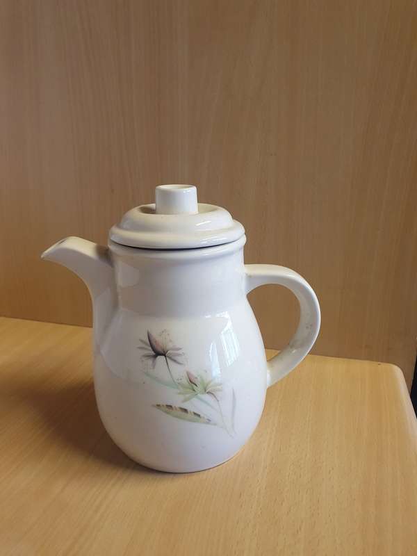 Oude Kaap Stoneware Floral Teapot
