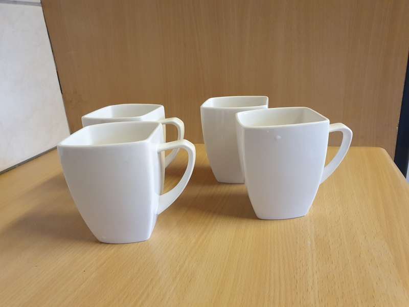 White Porcelain Coffee Mugs