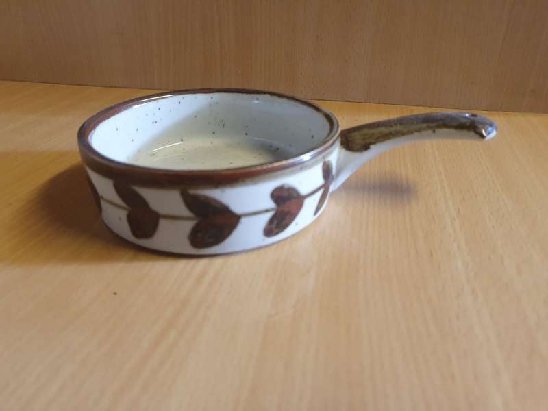 Set of 2 Ceramic Dishes