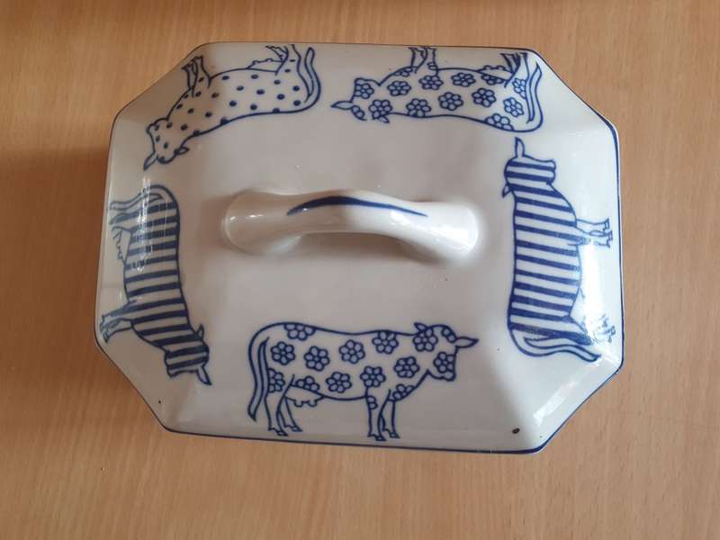 Blue & White Lidded Dish