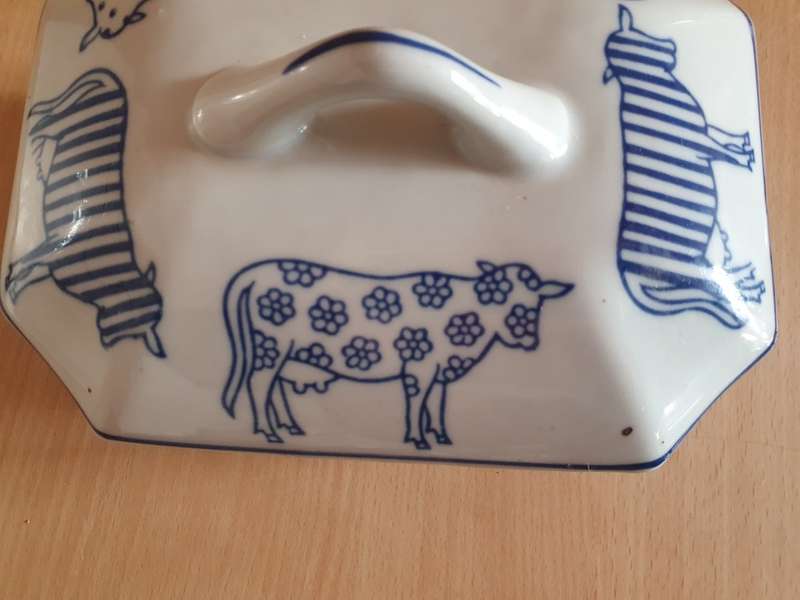 Blue & White Lidded Dish