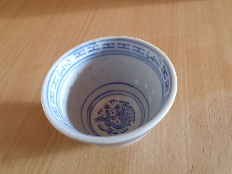 Blue & White Chinese Bowl - width 7cm height 5cm