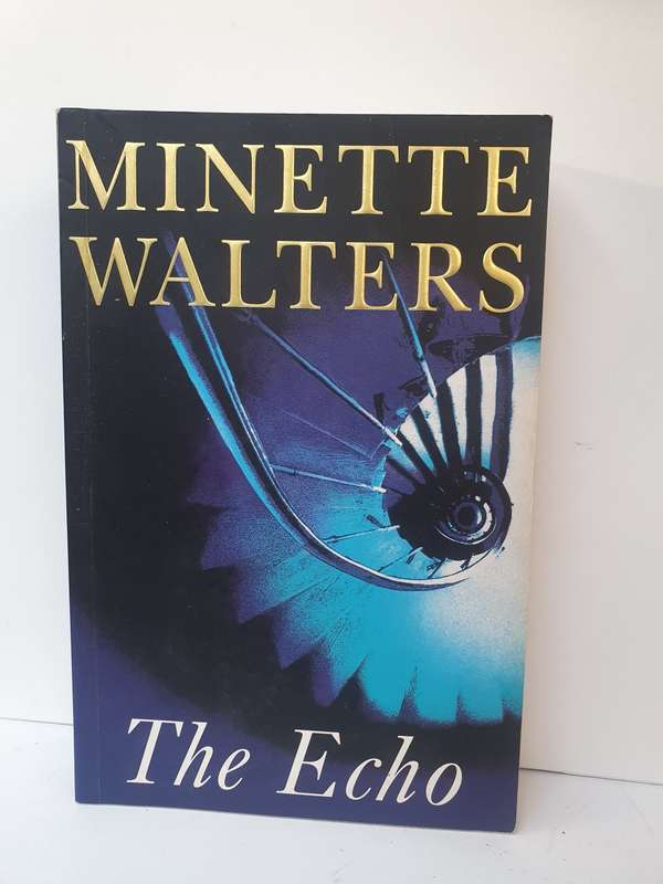 The Echo: Minette Walters (Paperback)