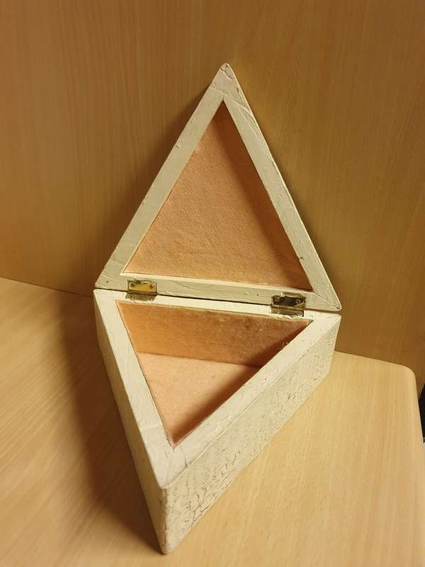 Lidded Wooden Box