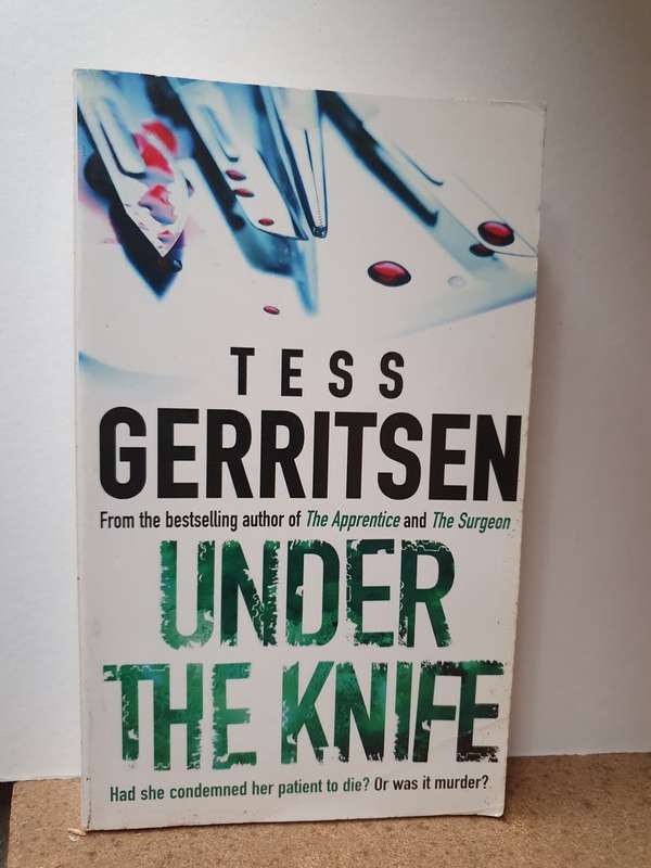 Tess Gerritsen - Under the Knife (Paperback)