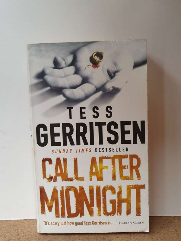 Call After Midnight: Tess Gerritsen (Paperback)