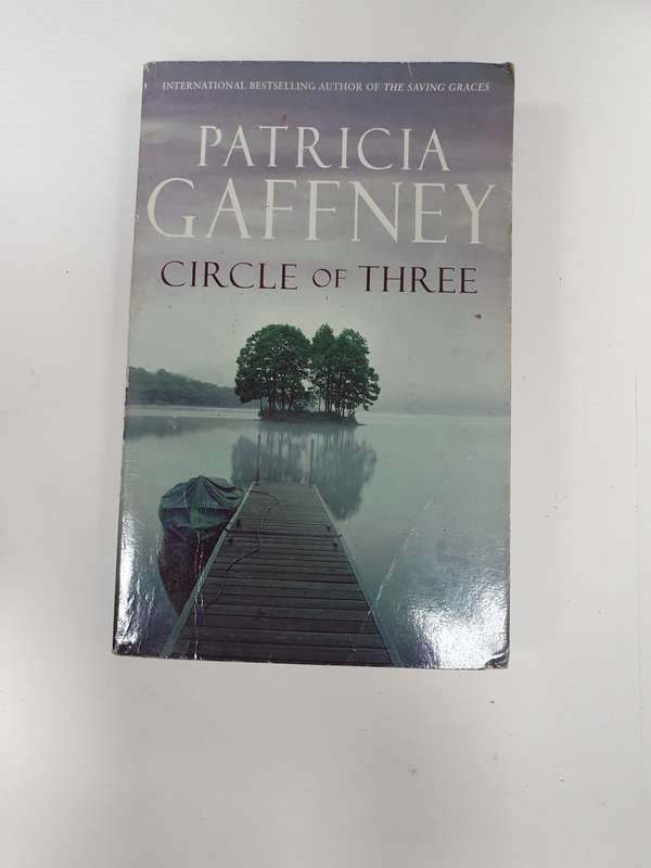 Circle of Three: Patricia Gaffney (Paperback)