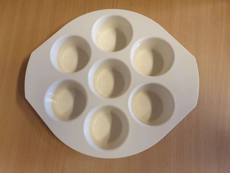Microwave Muffin Pan