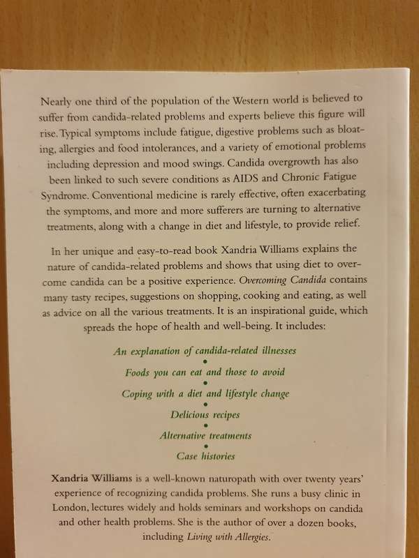 Overcoming Candida - The Ultimate Cookery Guide: Xandria Williams (Paperback)