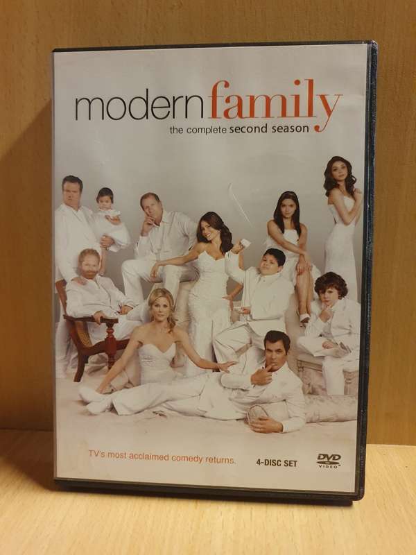 Modern Family - The Complete Second Season - Dvd (4 discs)