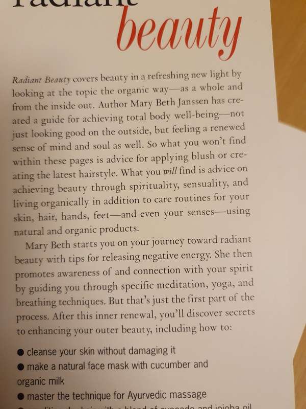 Radiant - Your Healthy & Organic Guide to Total Body Well-Being Beauty: Mary Beth Janssen