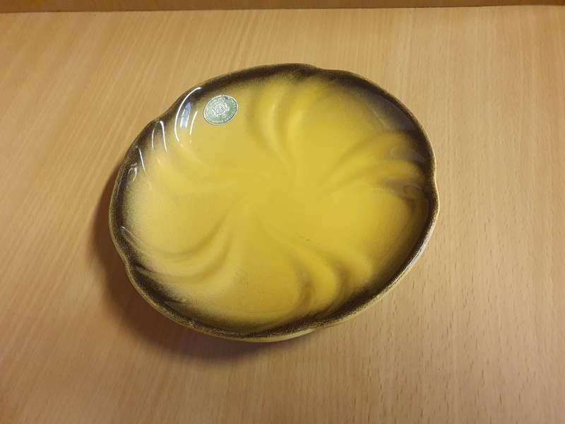Gouda Royal Pottery Plate (Holland) - width 17cm