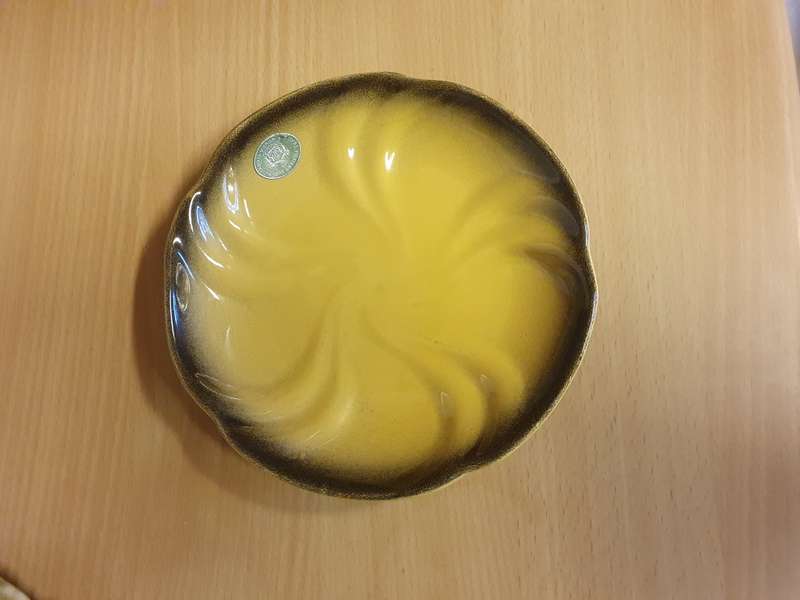 Gouda Royal Pottery Plate (Holland) - width 17cm
