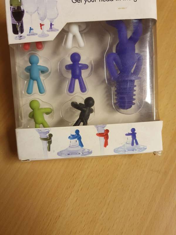 thingamajig wine stopper set