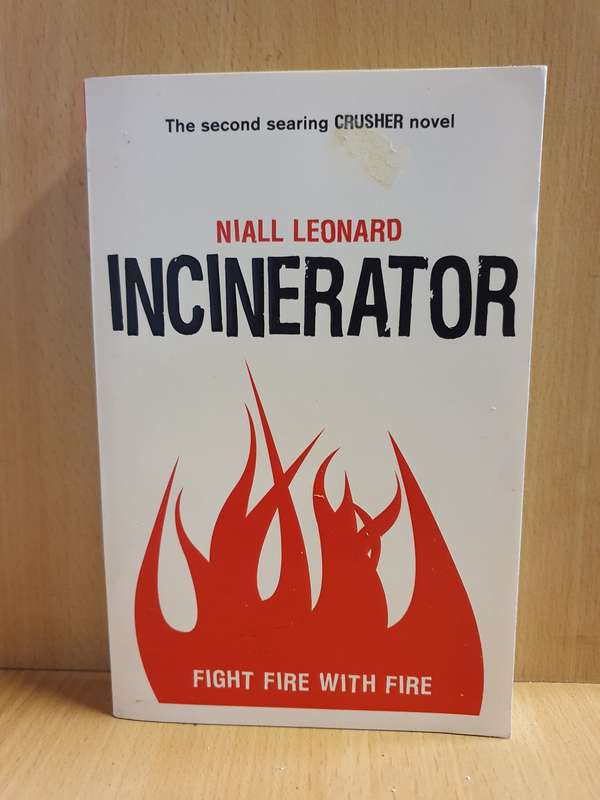 Incinerator: Niall Leonard (Paperback)