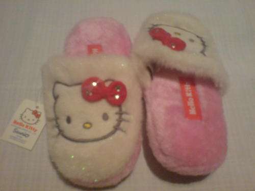 hello kiitty slippers size 11