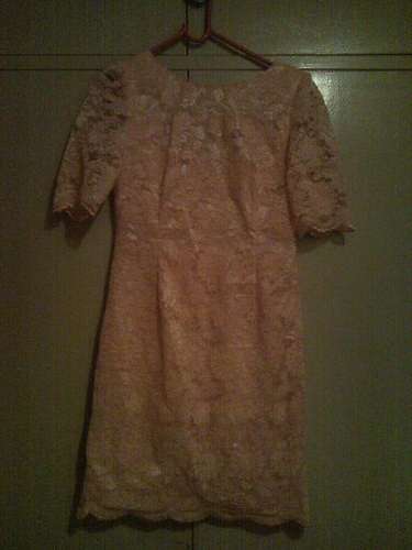 LACE PEACH SIZE 32/34 DRESS KNEE LENGT