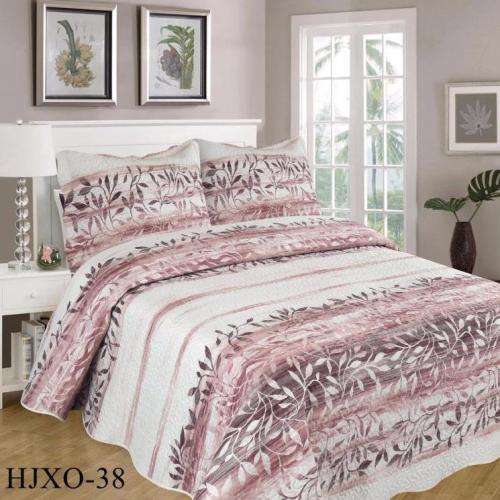 3 piece  Quilt Set includes 2 matching pillowcases