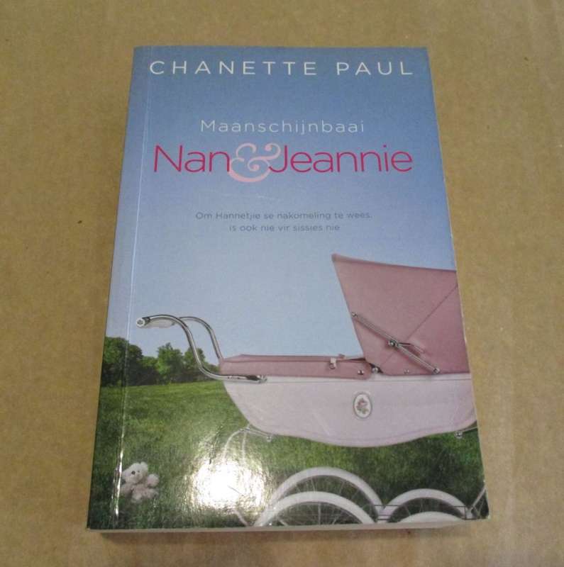 Maanschijnbaai by Chanette Paul
