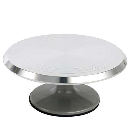 Revolving cake stand