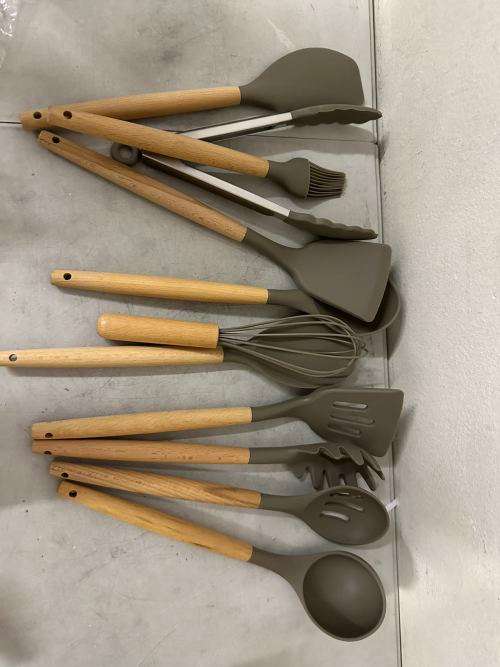 Set of 12 Silicone Kitchen Utensil Set