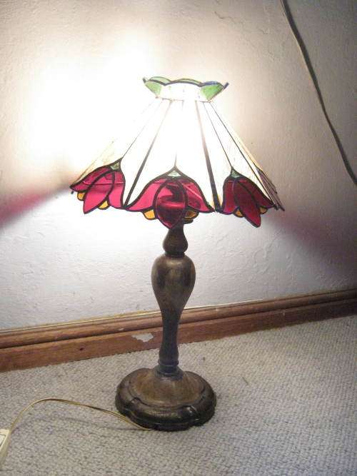 Stained glass side lamp