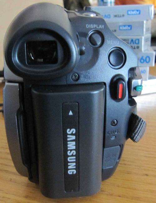 Samsung 34x Optical Powerful Zoom Digital Camera