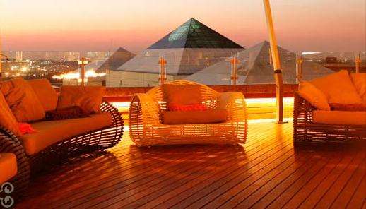 FIVE-STAR SANDTON SUN "PRESIDENT SUITE" WEEKEND GETAWAY FOR '2', WORTH R50,000!!! Crazy start @R1!!!