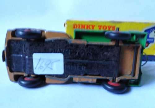 Dinky breakdown lorry in ORIGINAL BoX