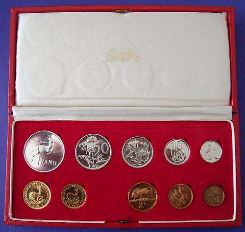 1971 LONG PROOF SET WITH GOLD R1 & GOLD R2, IN ORIGINAL SAMINT PRESENTATION CASE !!
