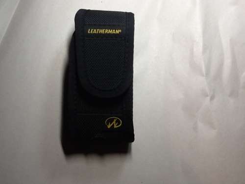 ***FREE SHIPPING***GENUINE LEATHERMAN300 SKELETOOL CX WITH POUCH...AT A FRACTION OF THE PRICE