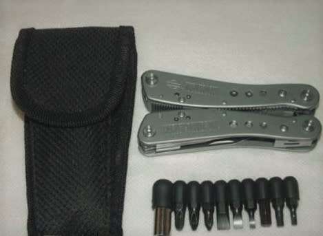 **REDUCED****WEEKEND MADNESS**MOTOR MULTI TOOL 22 IN ONE- Nylon Pouch