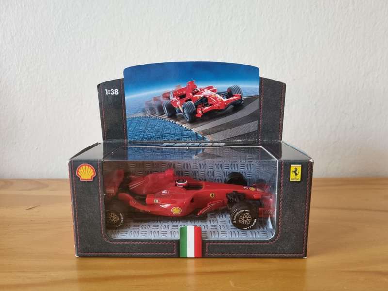 COLLECTORS ITEM | Ferrari x Shell | F2008 | 1:38